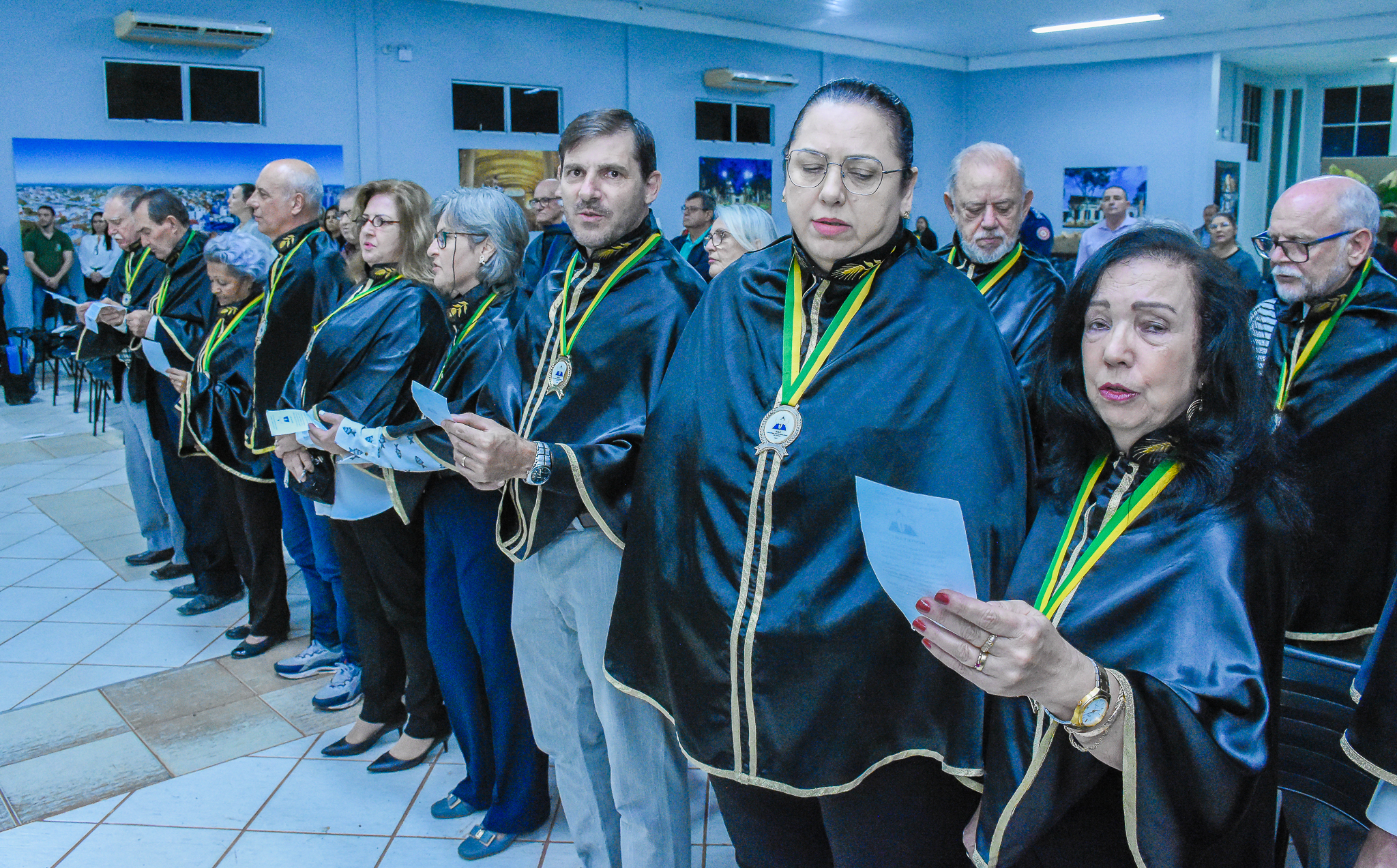 Legislativo realizou sessão especial em homenagem aos 30 anos da Academia Santo-Angelense de Letras 