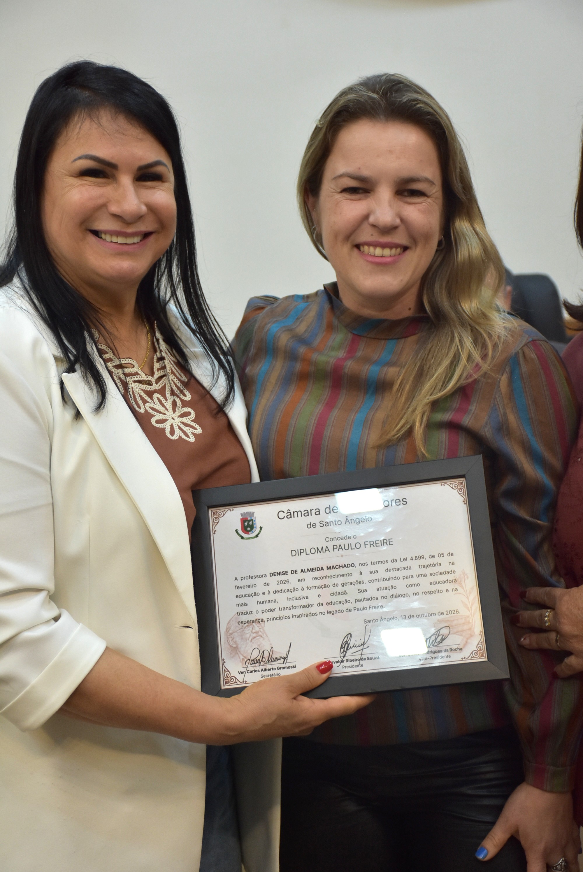 Câmara de Santo Ângelo realiza sessão solene em homenagem ao Dia do Professor