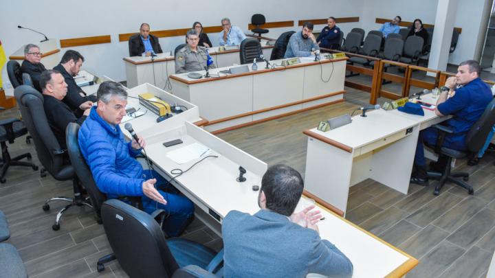 Reuni&atilde;o discute a&ccedil;&otilde;es para combater assaltos no com&eacute;rcio em Santo &Acirc;ngelo