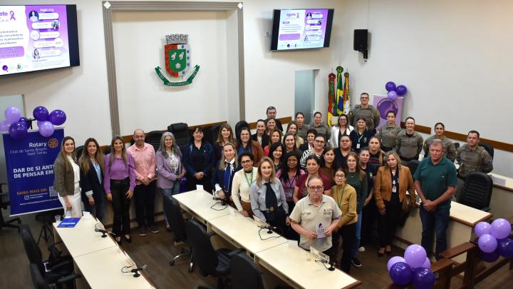 Agosto Lil&aacute;s re&uacute;ne institui&ccedil;&otilde;es para fortalecer rede de prote&ccedil;&atilde;o e apoio &agrave;s mulheres em Santo &Acirc;ngelo